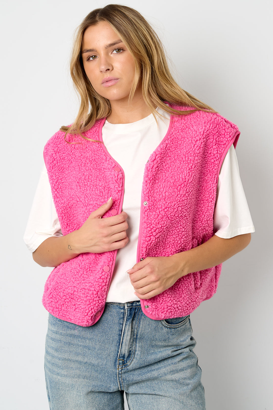 Fluffy teddy gilet roze pre order week 44