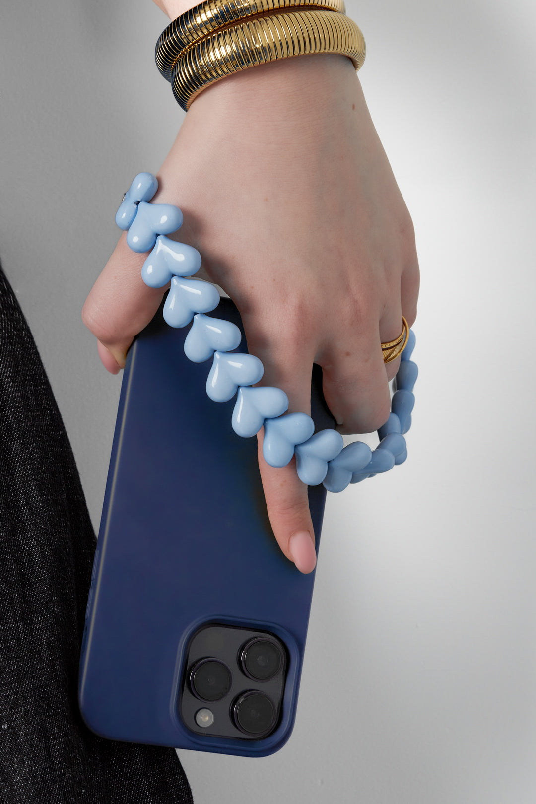 Telefoonkoord hartjes licht blauw